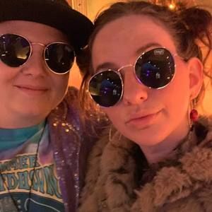 Meet your Posher, Carlee